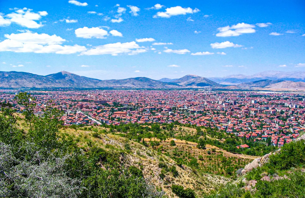Isparta şehir görünümü