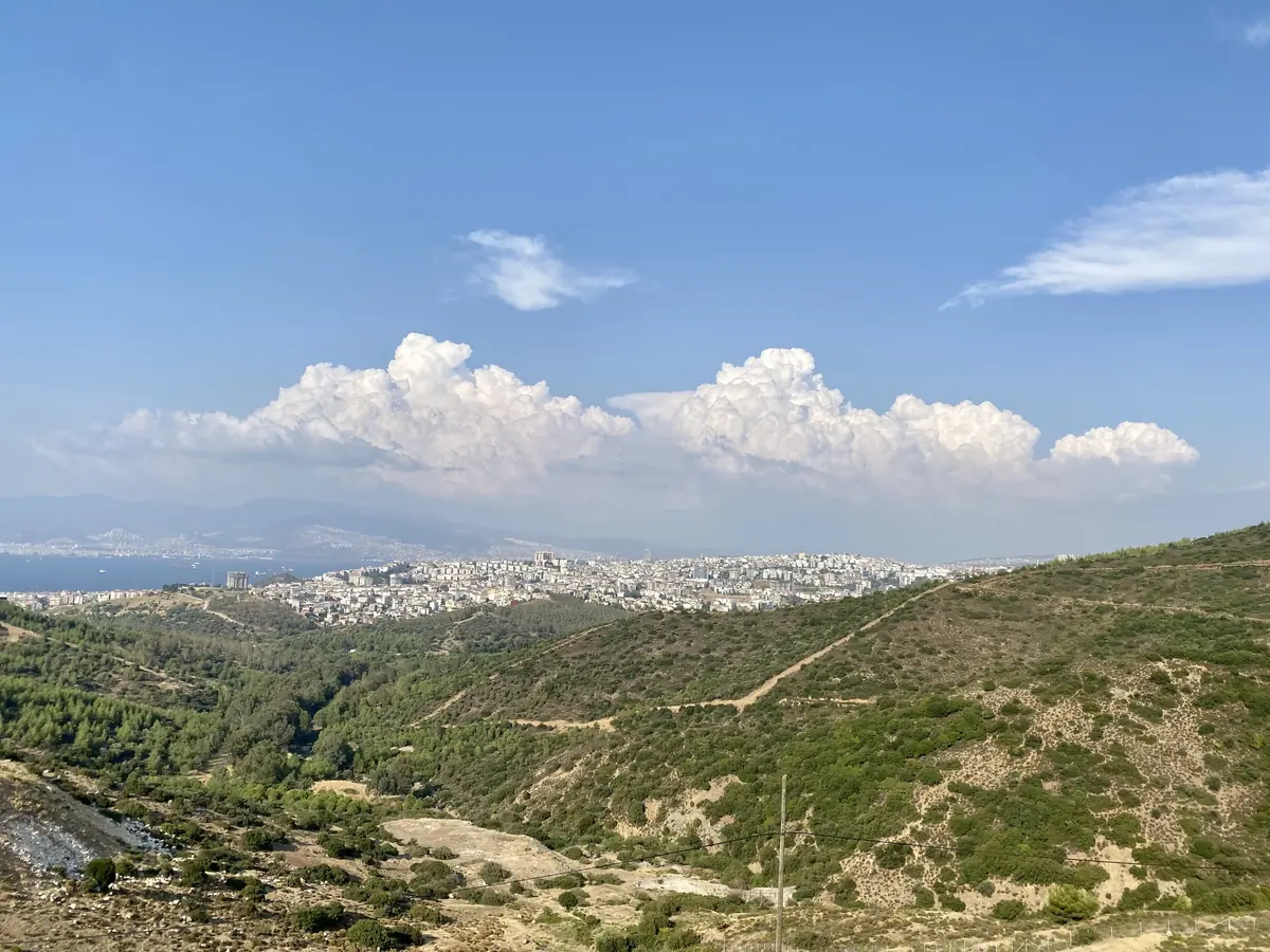 İzmir şehir görünümü